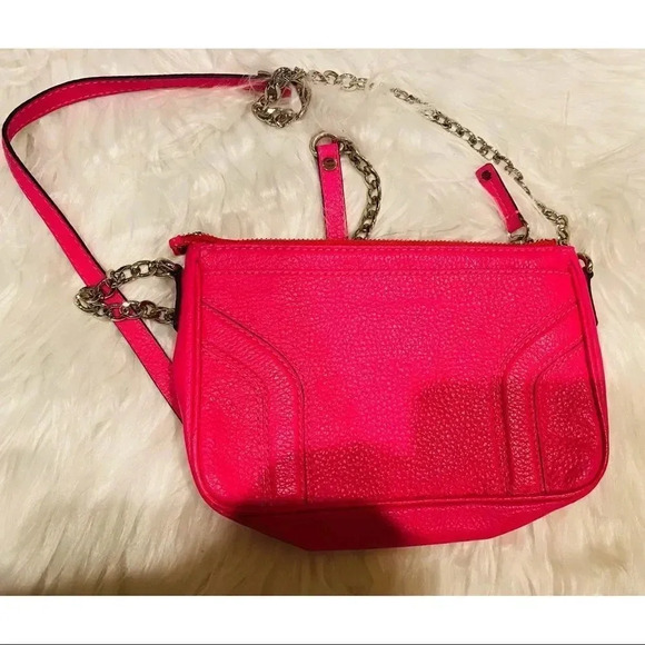 New Milly Shoulder Bag - Picture 1 of 3